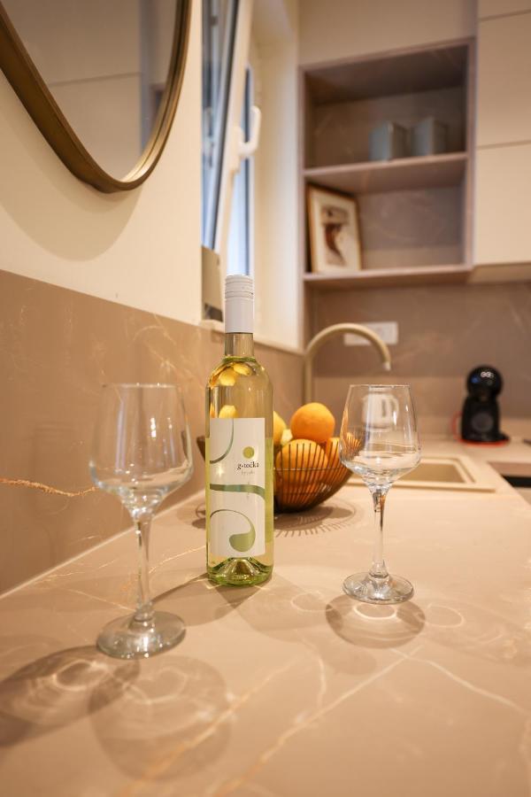 Apartment Golden Sea Organ *