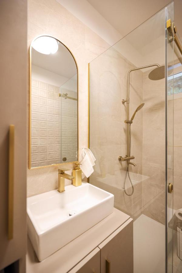 Apartment Golden Sea Organ *